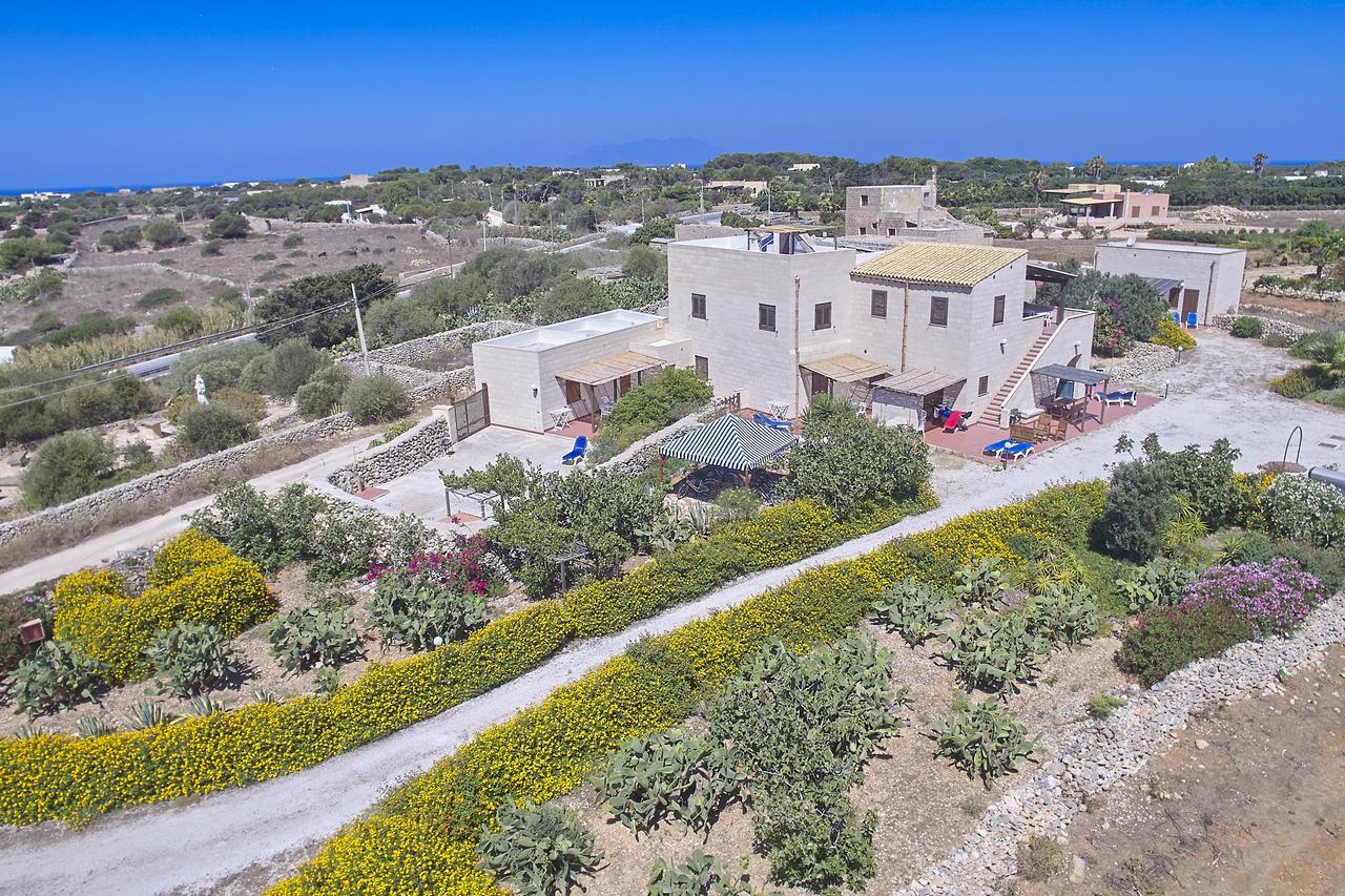 Case Canino Favignana Exteriér fotografie
