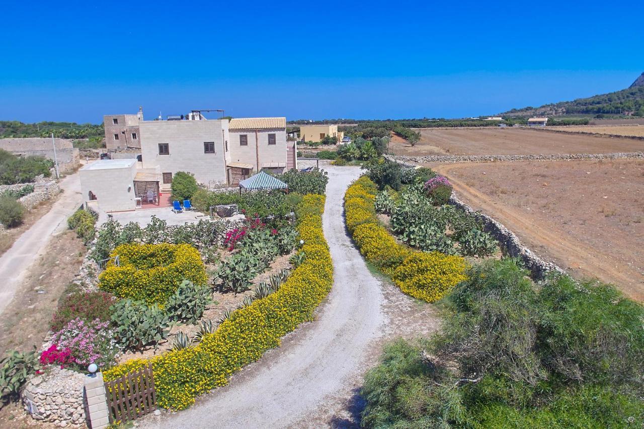 Case Canino Favignana Exteriér fotografie